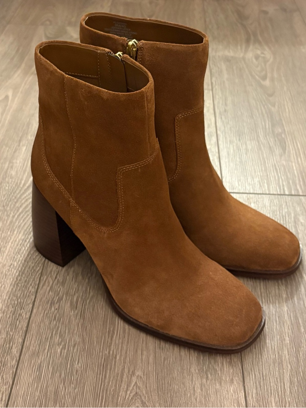 Vince Camuto Dayana Ankle Boots - Picture 2 of 7